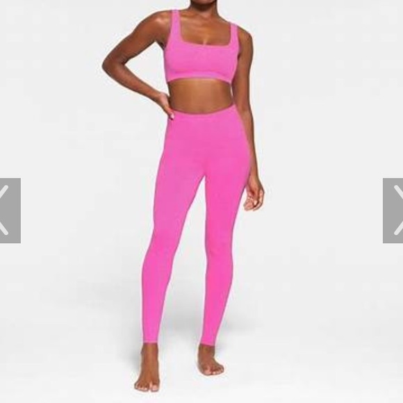SKIMS Pants - SKIMS Outdoor Rhinestone Leggings NWT